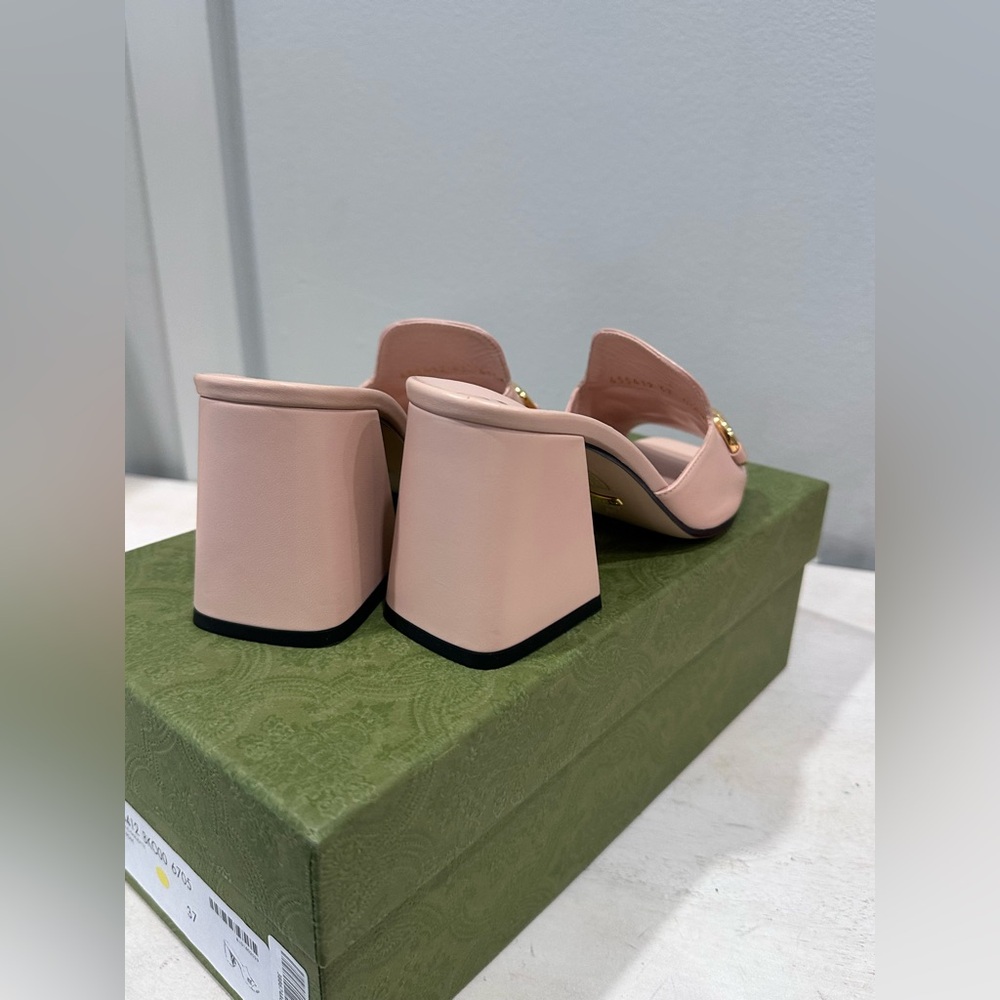 Gucci Horsebit Leather Sandals - Picture 9 of 12